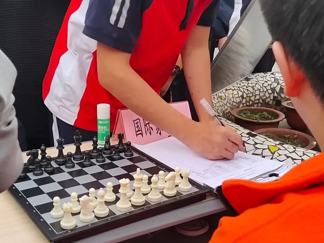 重庆一中有哪些社团活动,重庆一中高中部的社团