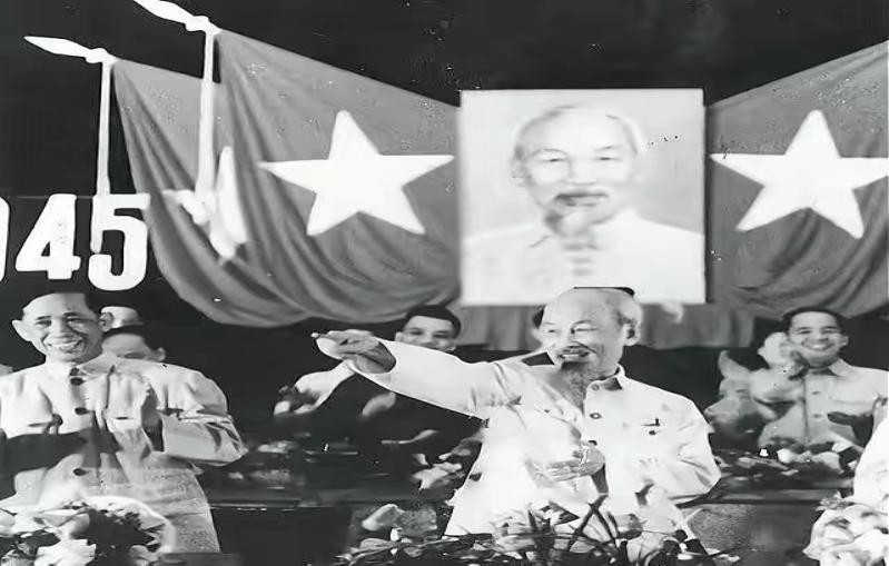 65年胡志明秘密访华，说出此行三个目的，毛主席：第二个我不接受