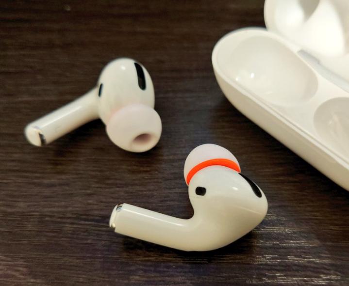 airpodspro换耳套,更换airpodspro耳机送延保吗