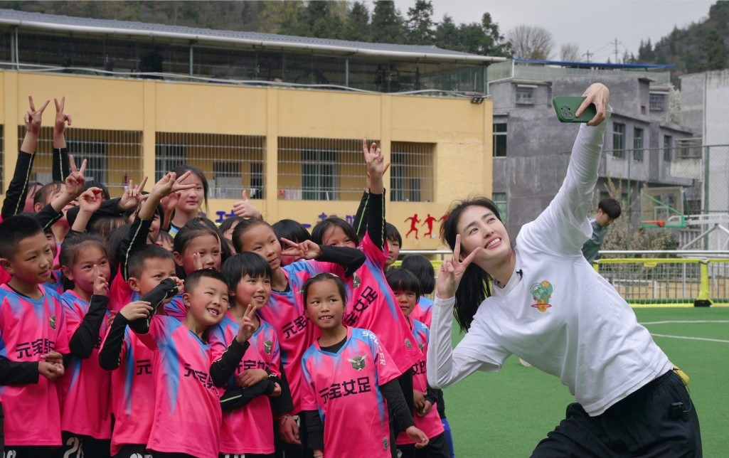 中国退役女门将,网红女门将中国