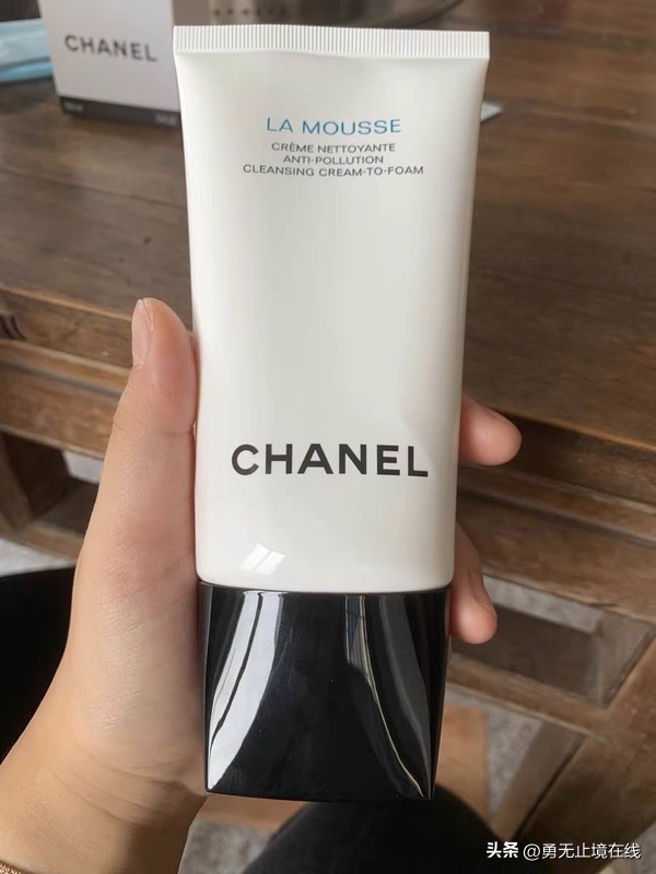 哪一种品牌的洗面奶最好用呢,哪种牌子的洗面奶既温和效果又好