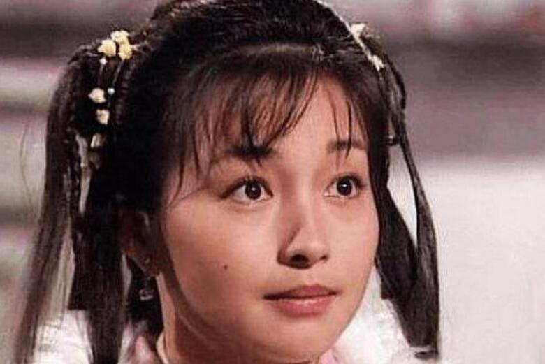 张无忌怎么成为峨眉派的,峨眉派周芷若的现状