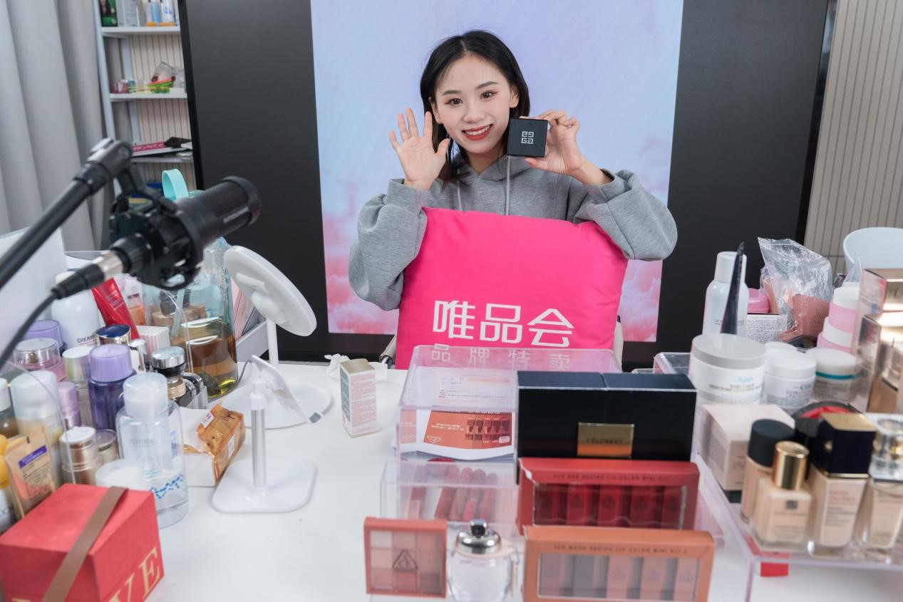 年轻人消费观回归理性了吗,现在年轻人消费观变了