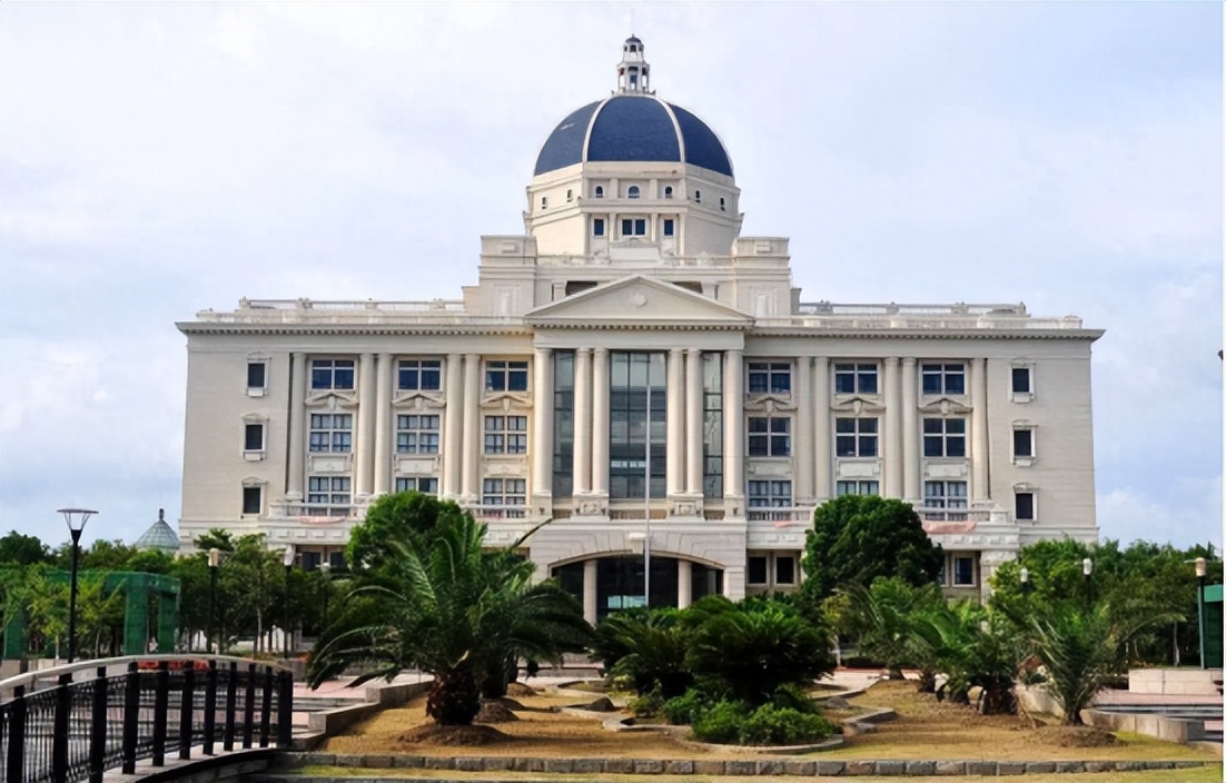 新闻专业好不好,新闻专业该不该考研