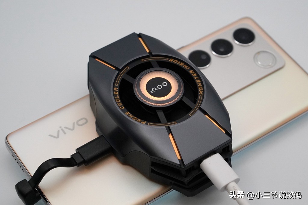iqoo散热背夹和散热背夹2pro,iqoo散热背夹2pro沉浸式开箱