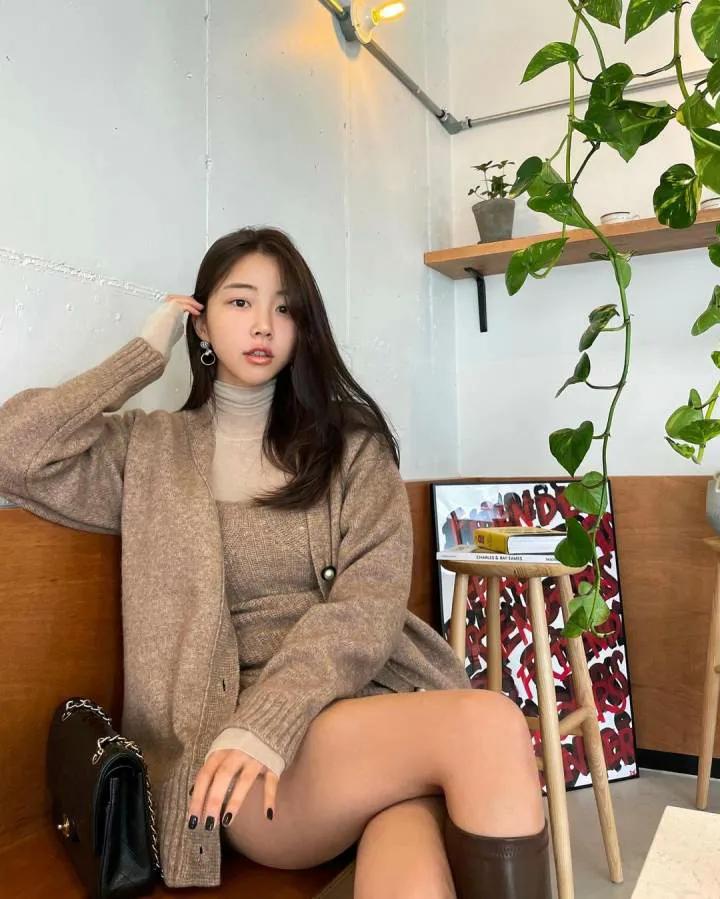 蝴蝶结裙子美女,蝴蝶结美女