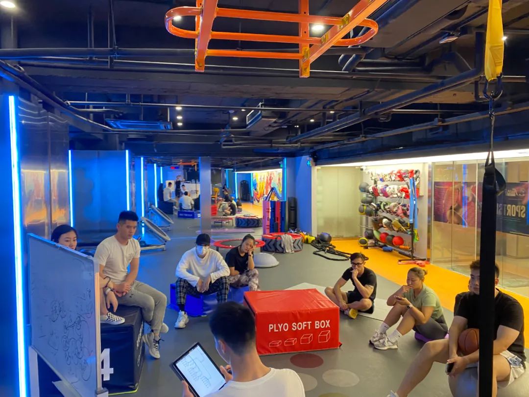 疫情后的新蓝领：月入10万，95后成主力军