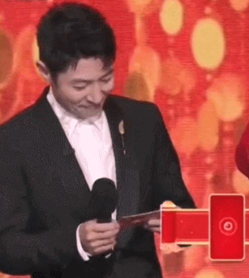 贾玲沈腾本色出演张小斐,贾玲张小斐2020微博之夜红毯视频