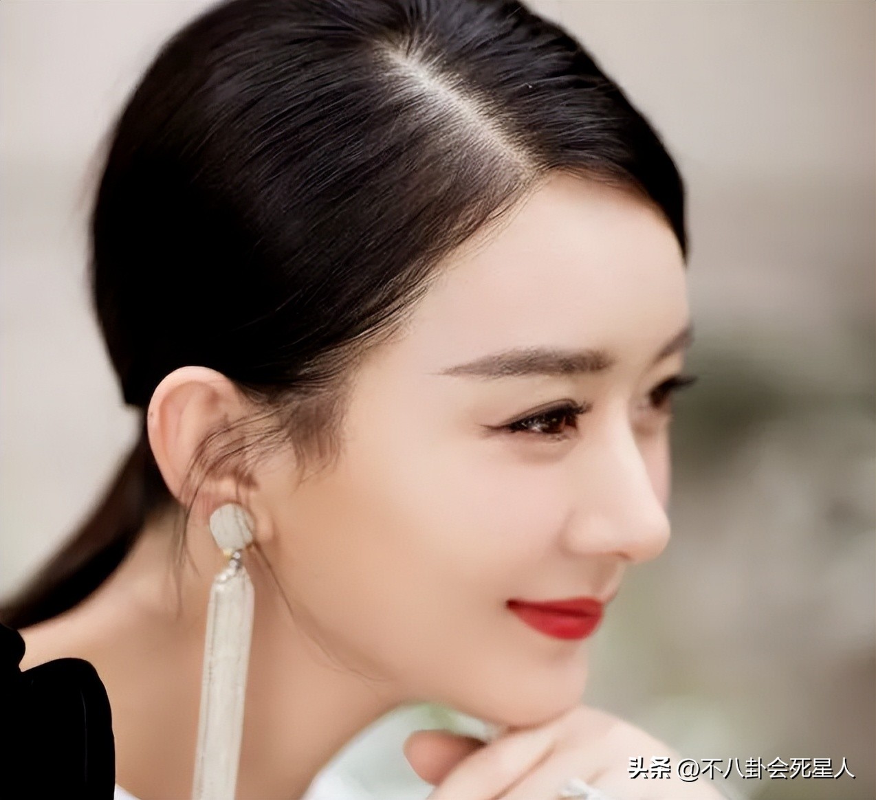 杨幂用生发液长出头发,杨幂的生发液长出头发了