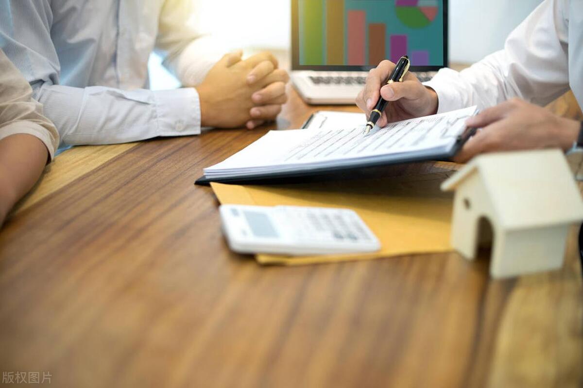 房屋买卖定金合同违约怎么赔偿,签了买卖合同是不是定金合同无效