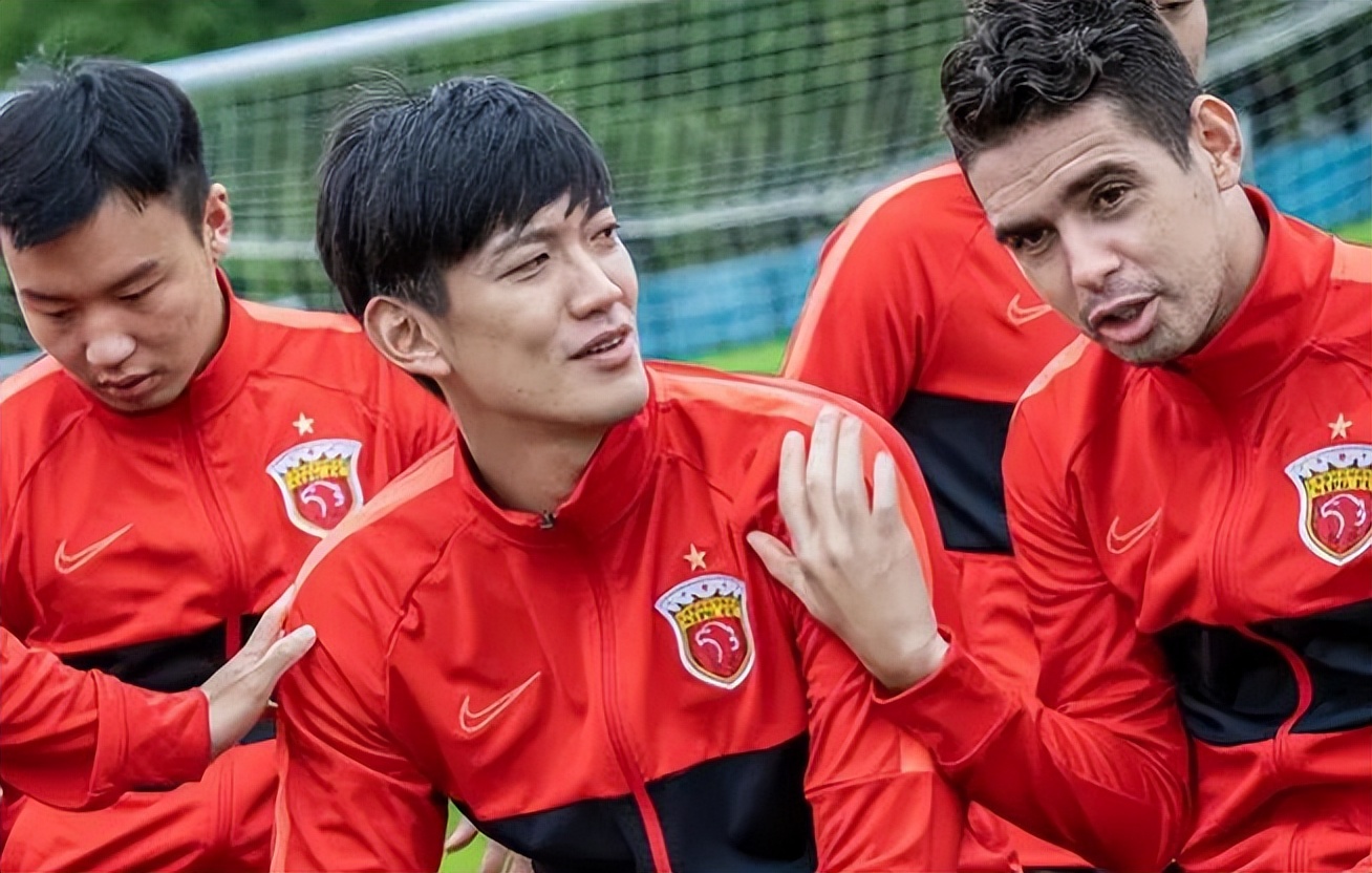 上港外援位置将迎来新面孔！身价高达2000万，曾效力五大联赛多年