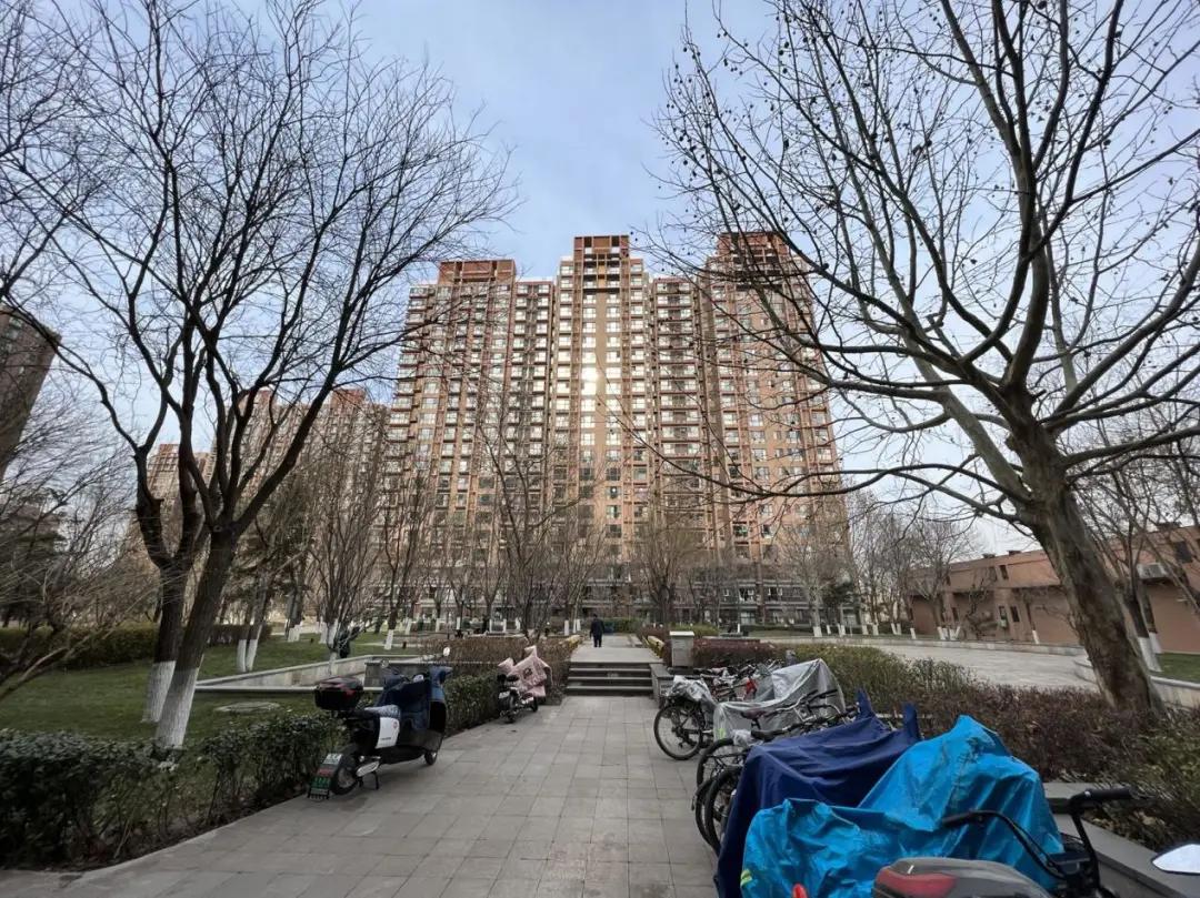 两区交界无地铁的小区涨价了?