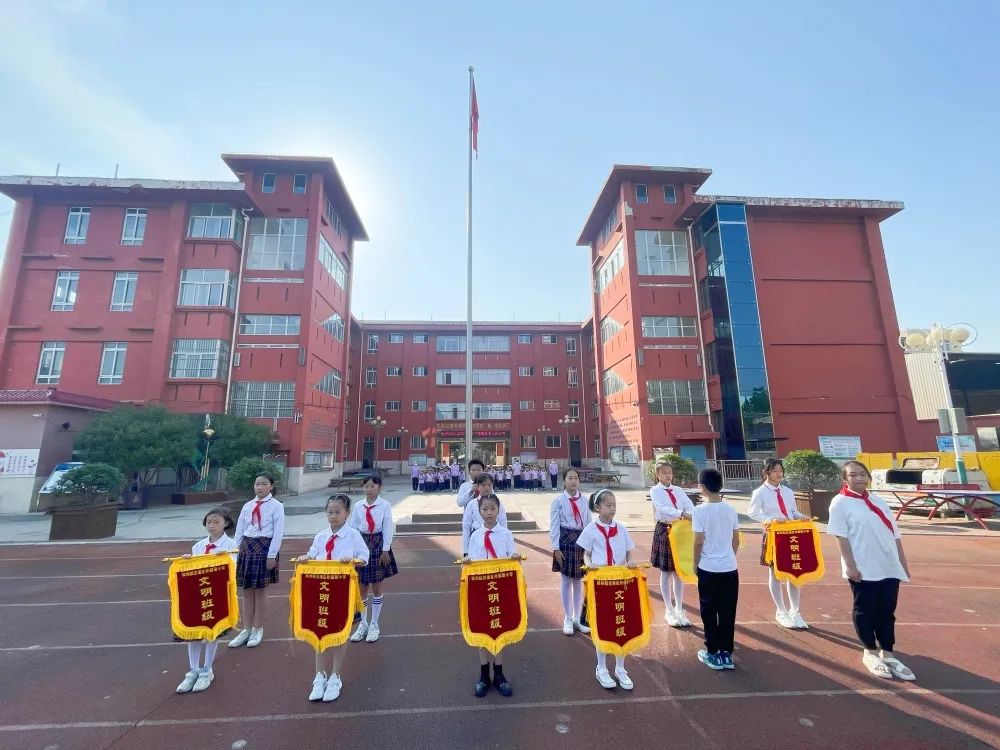 郑州航空港区外国语学校最新消息,郑州航空港区小学成绩排名