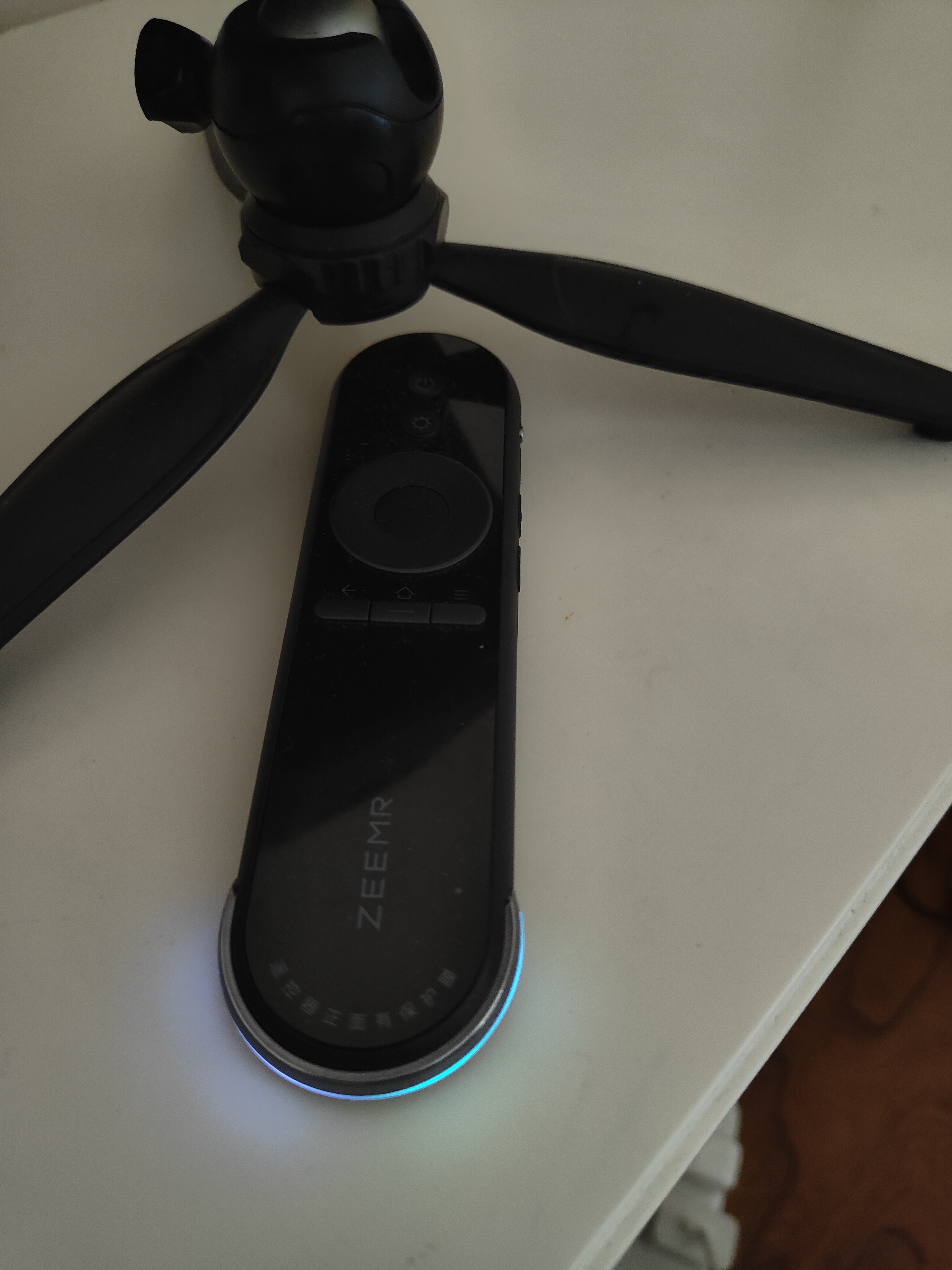 知麻divapro投影仪怎么使用,知麻投影仪divapro白天效果