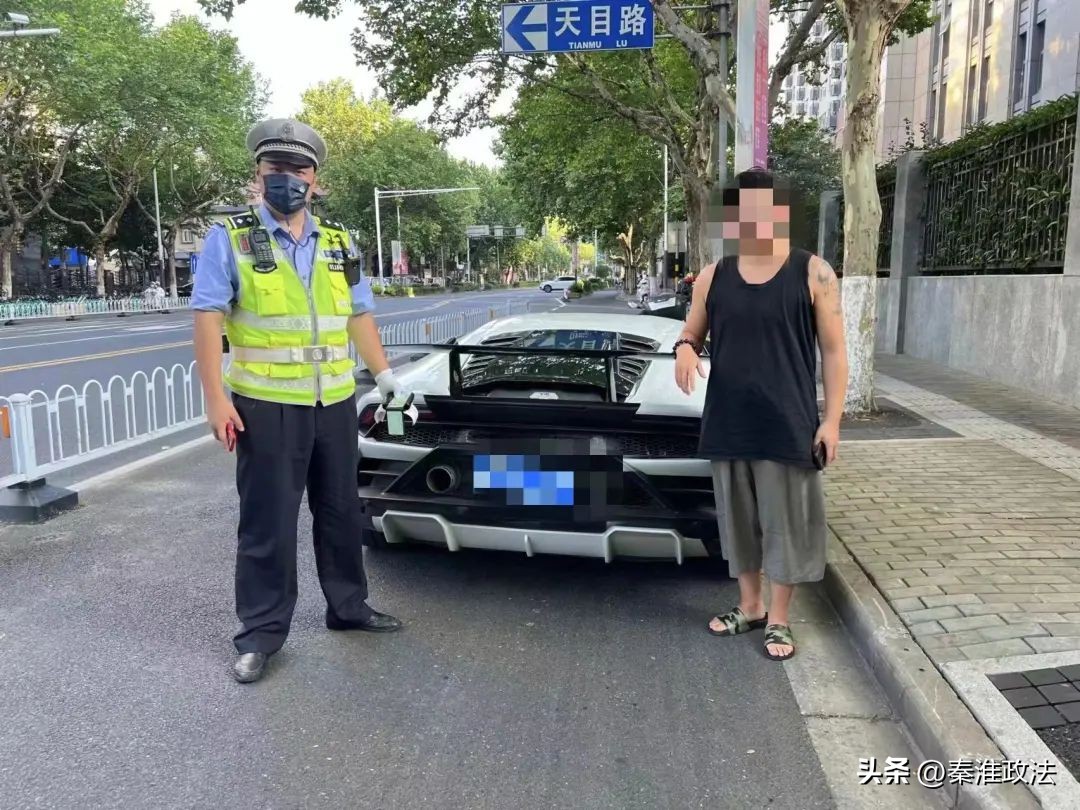 改色没备案出事故保险会赔吗,汽车改色备案可以线上办理吗