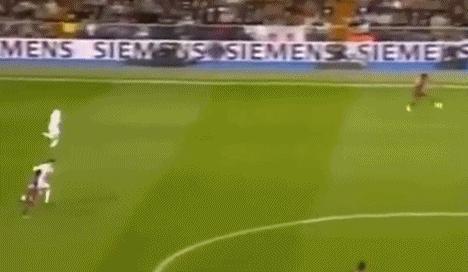 小罗c罗梅西贝克汉姆,c罗和小罗唯一一次比赛