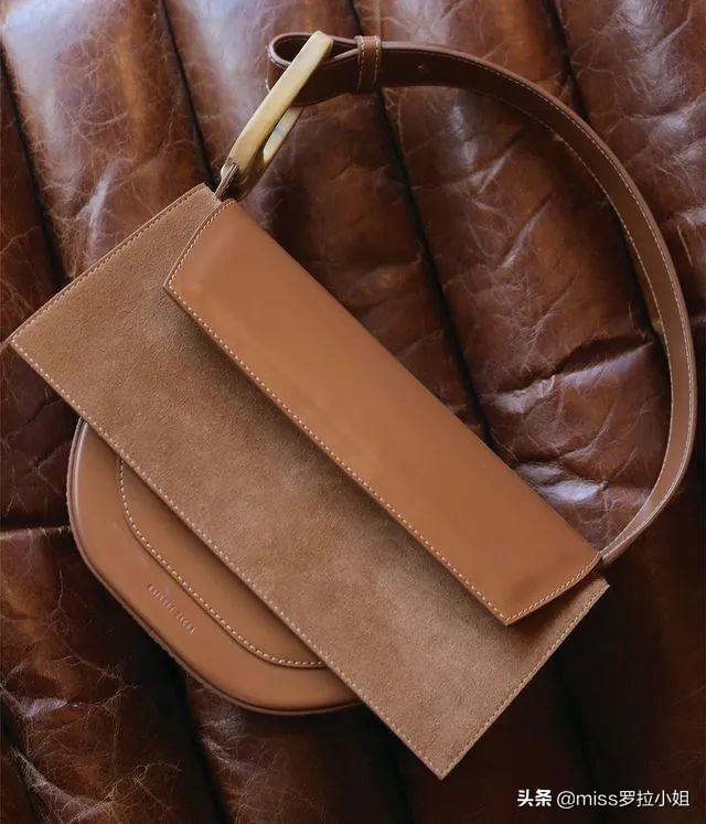 袁咏仪买名牌包包,袁咏仪同款小包