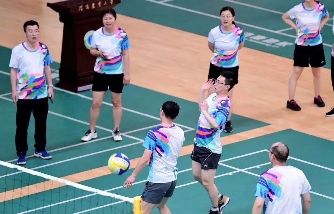 梯次进攻战术气排球,挑战速度与质量的完美结合