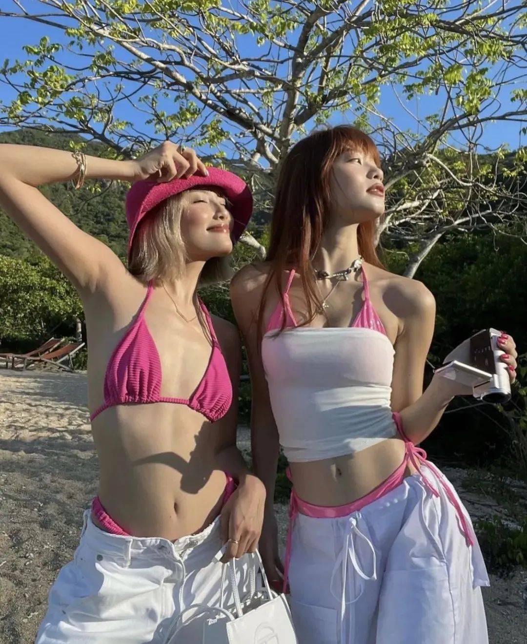 这个夏天一定要穿小吊带,夏天就是要穿上好看的小吊带