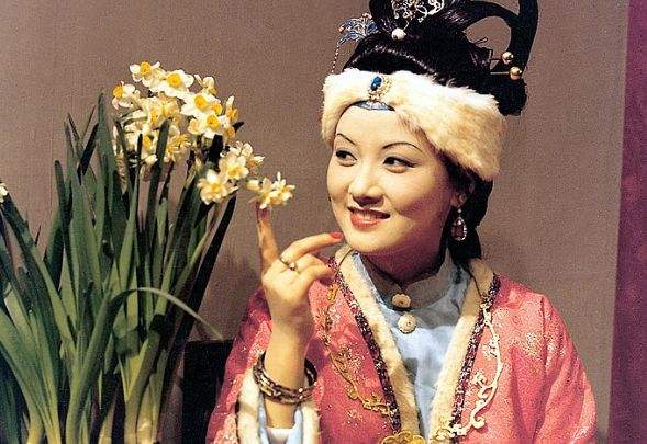 明星代言出现负面事件需要赔偿吗,近三年明星代言失败案例