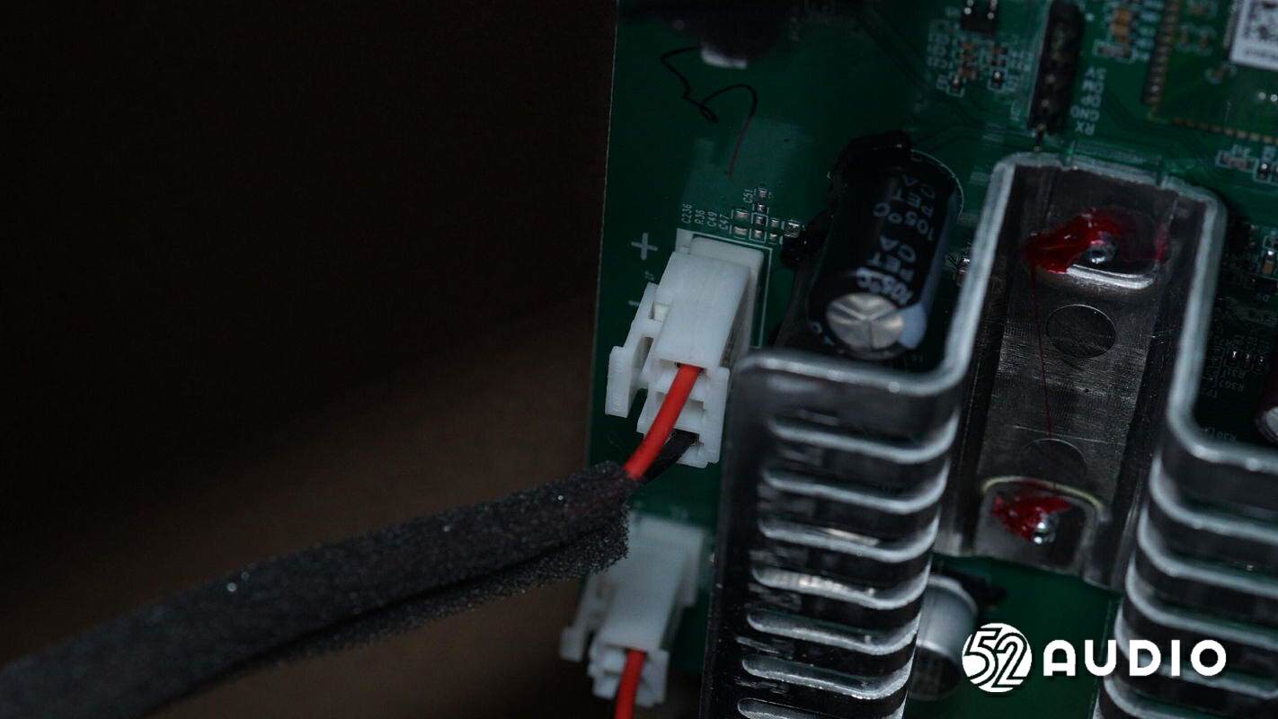 雷蛇天狼星v2专业版,razer雷蛇利维坦巨兽v2和天狼星v2