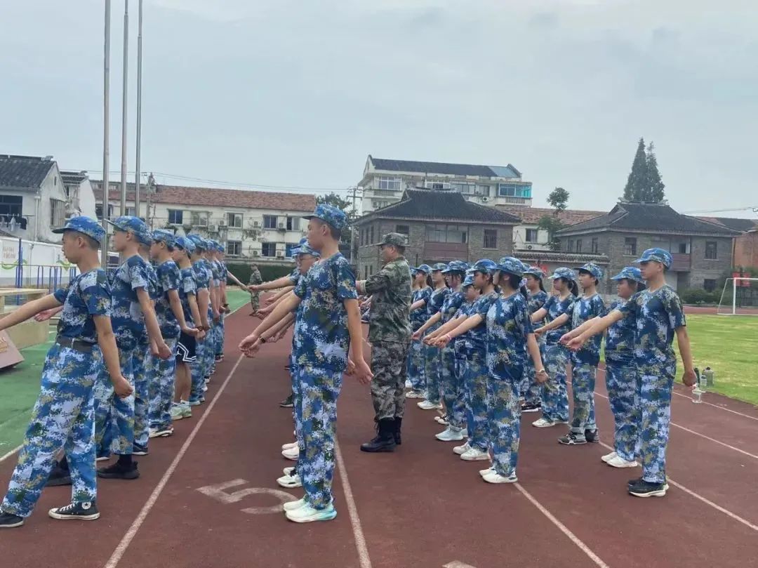 高标准军训,威武霸气的军训