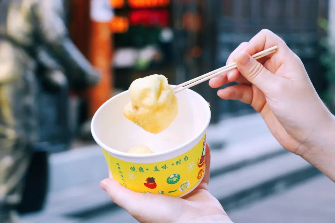 两天一夜嗨吃15顿，这座小城真把人香迷糊了