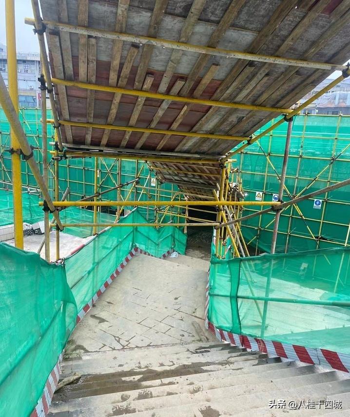 南充拍卖最新,南充文化路北湖广场拍卖