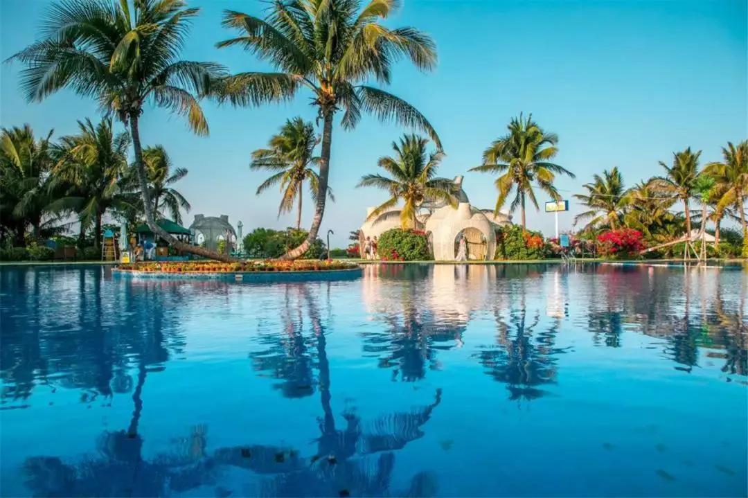 海边旅行最美海岛,阳光沙滩海浪最美海岛带你去看海