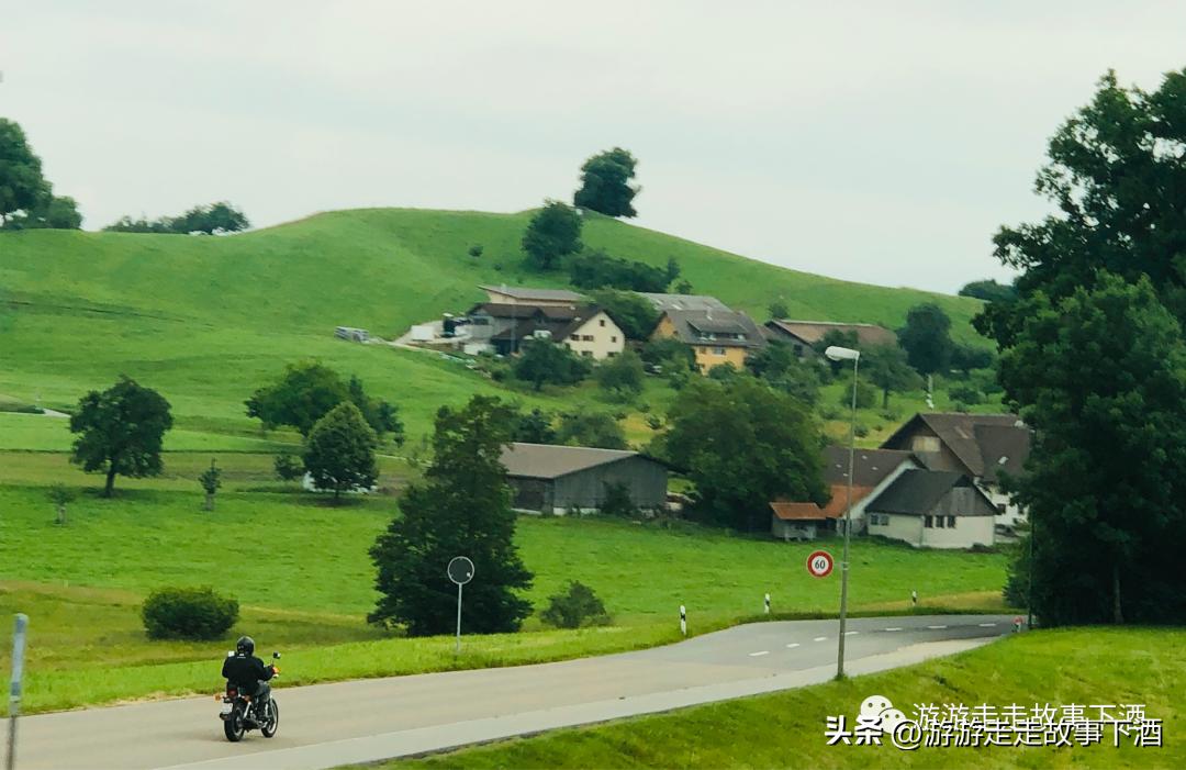 欧洲瑞士旅游线路,卢塞恩金色山口观光火车
