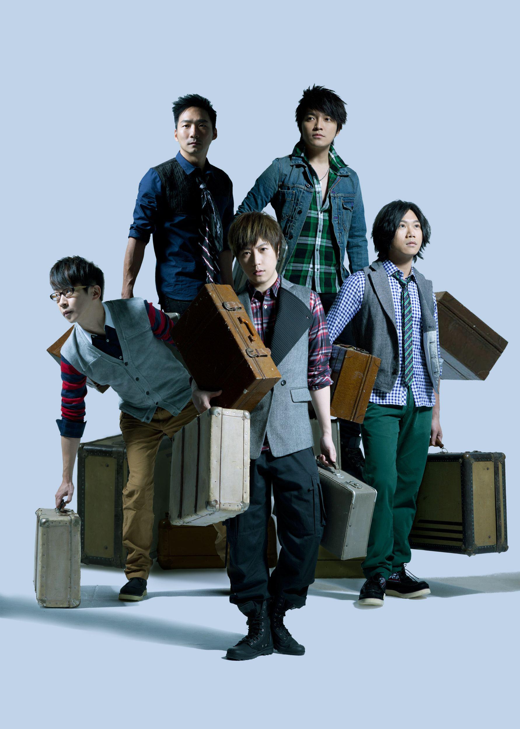 门票收入上亿，却给志愿者吃咸菜，*月天五**演唱会扯下了谁的遮羞布