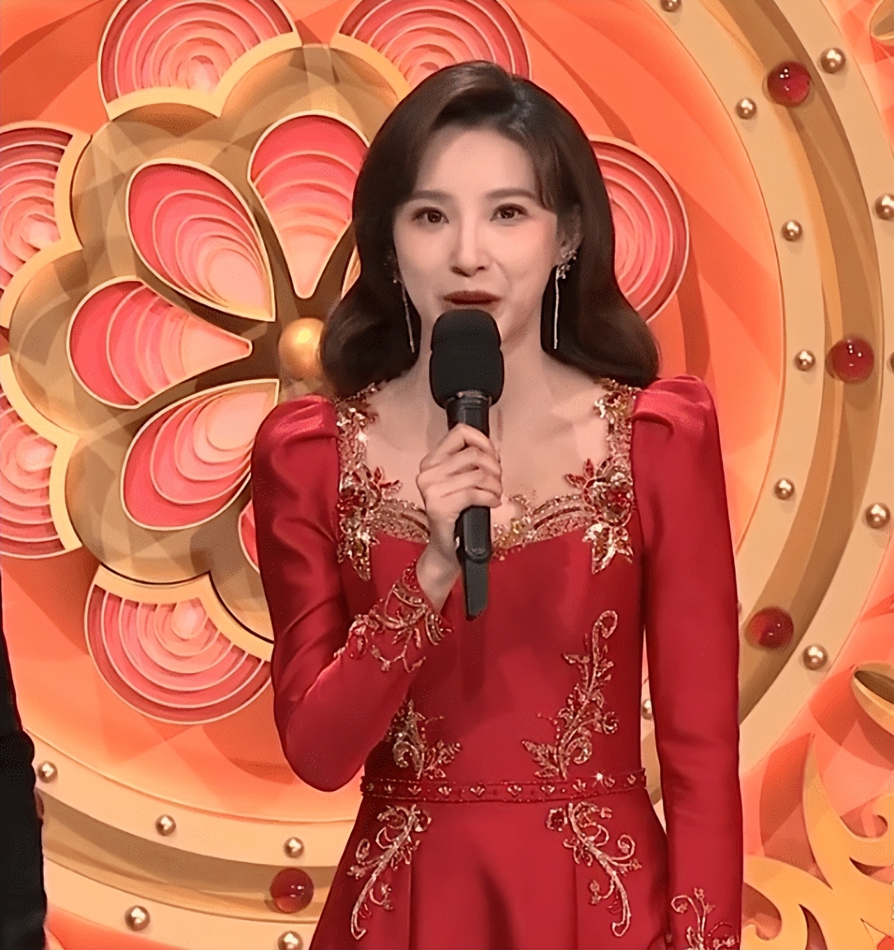 央视美女主持马凡舒有老公吗,马凡舒被称为央视最美女主持