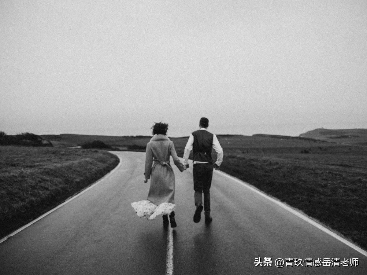 另一半是回避型依恋人格,边缘型人格和回避型依恋