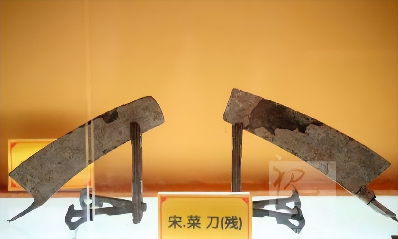 国外能拍蒜的菜刀,为什么现在的菜刀都用不锈钢