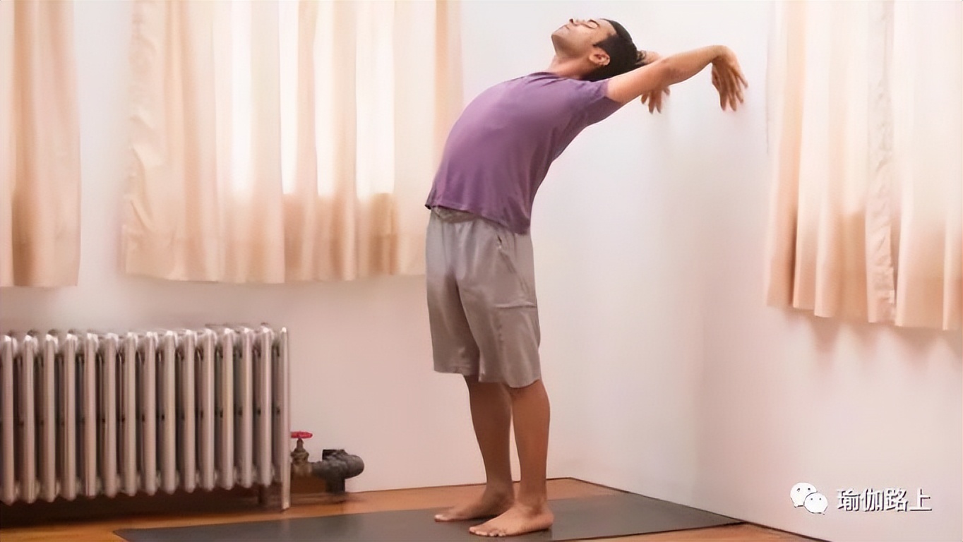 腰腿僵硬最好的锻炼方法,身体僵硬如何练习视频