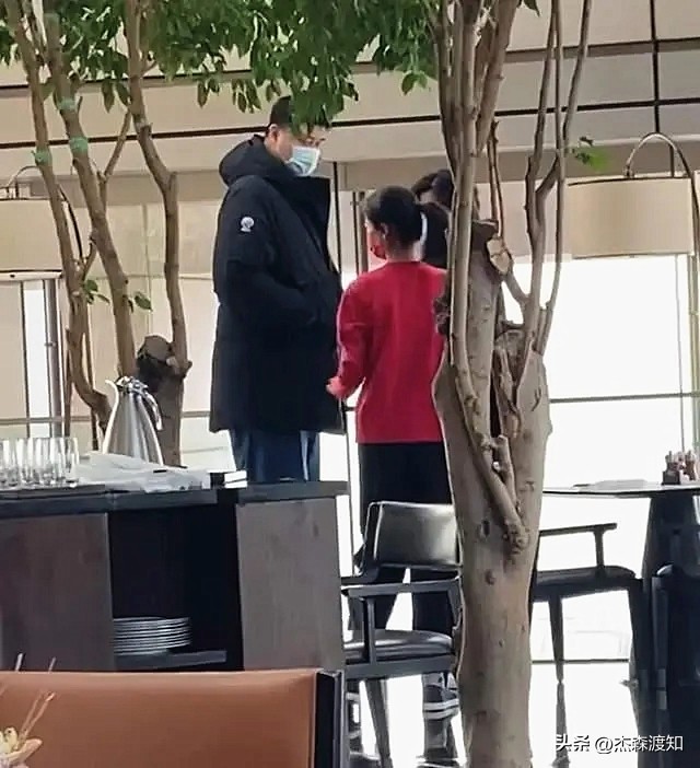 姚明女儿姚沁蕾11岁,姚明的女儿姚沁蕾10岁会打篮球么