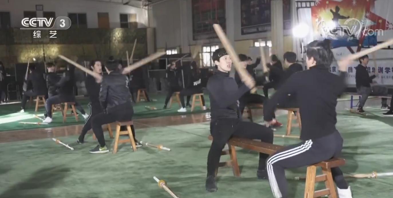 黄渤李雪健妙语连珠完整版,黄渤李雪健封神费翔三部曲