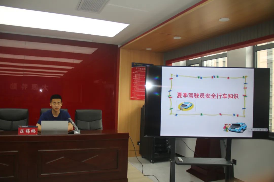 鎴樿闃熷憳宸ヤ綔鍐呭,鐗瑰嫟涓槦鎴樿宸ヤ綔浜偣