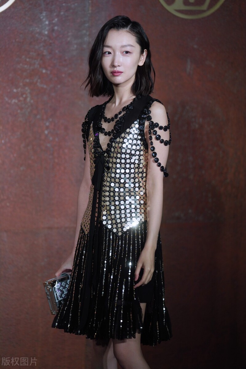 特别想知道男人爱一个女人,很想知道男生真心喜欢一个人