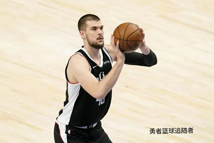 今日nba排名唐斯,最强nba名人堂中锋大本和戈贝尔