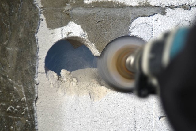 为什么说电工是万能的,水电工是万能工什么活都得干