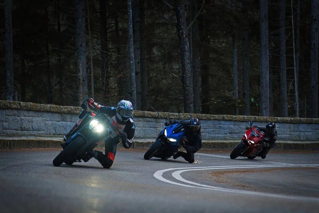 新手1万至2万左右公认最好摩托车,摩托车新手注意事项