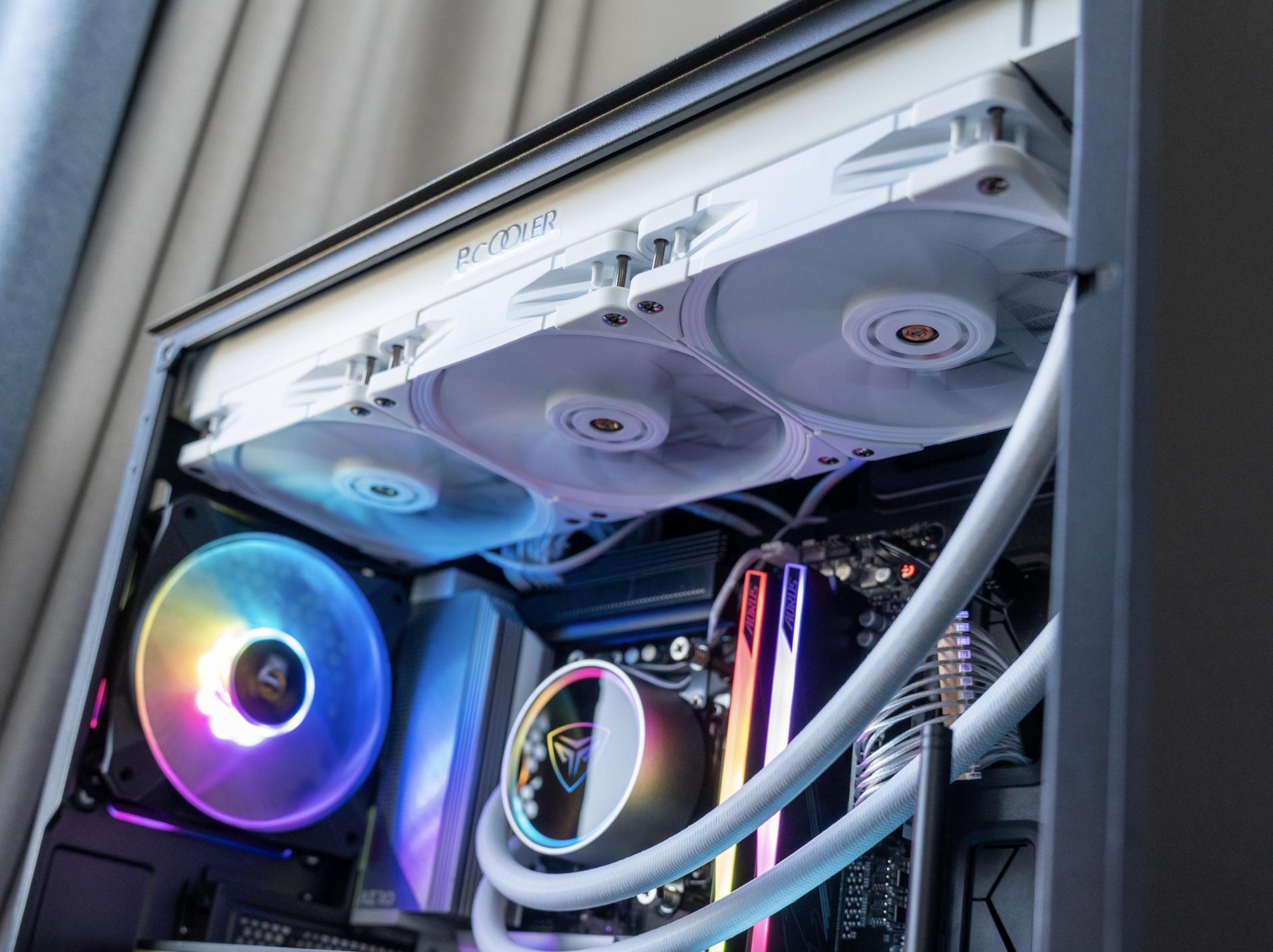 技嘉b660魔鹰和雪鹰b660主板,技嘉b650雪鹰评测