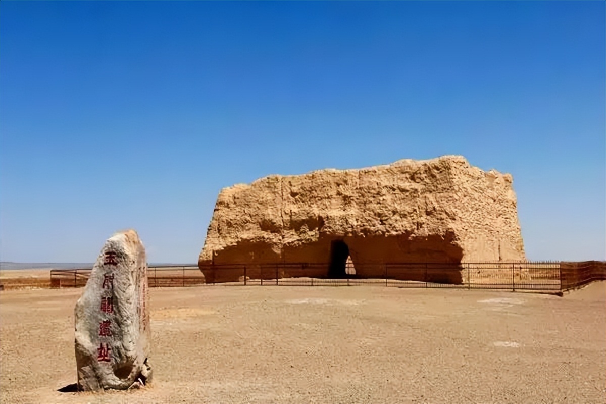 去甘肃旅游最值得去的十大景点 (甘肃16个最值得去的旅游景点)
