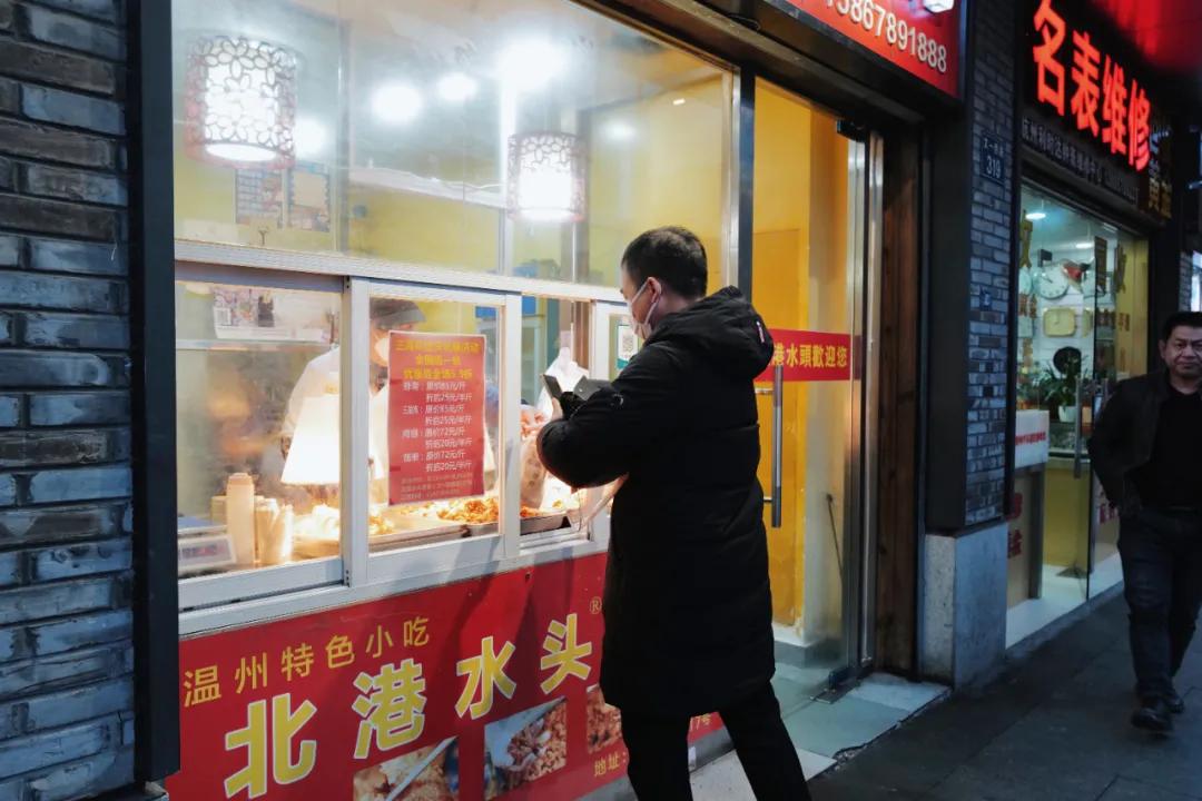 没想到有一天，在菜场被馋哭