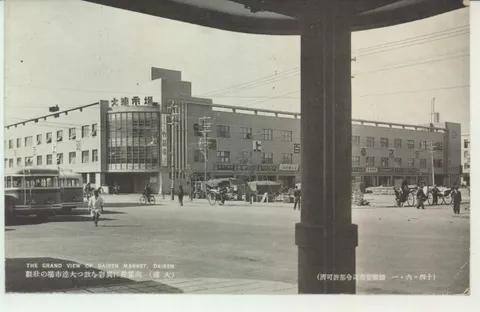 大连商场一楼美食广场有多大,大连90年代最好的商场在哪里