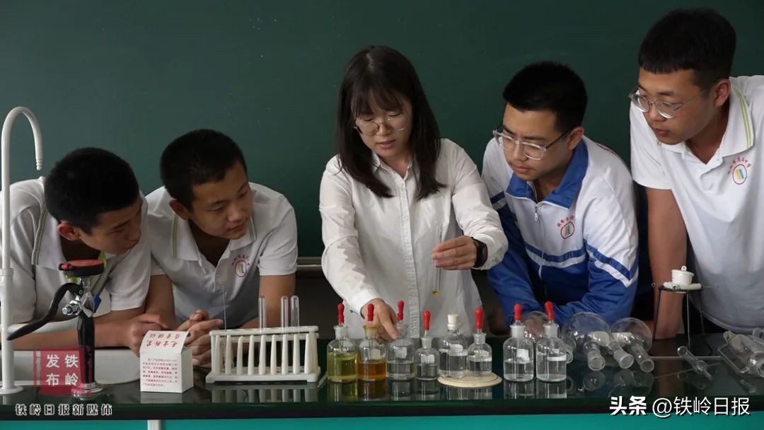 铁岭市高级中学崔志强照片,铁岭市一高崔志强