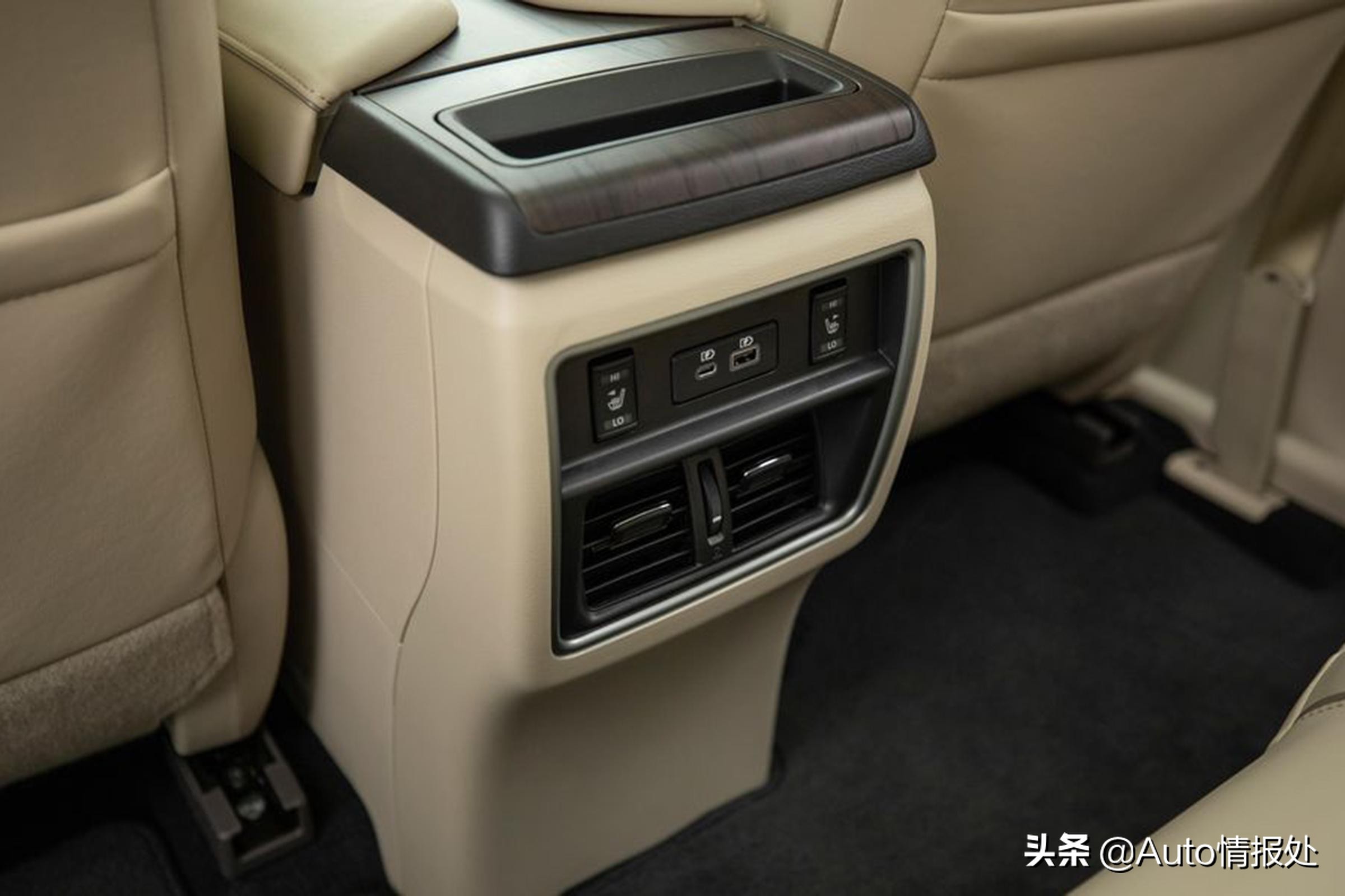 楼兰日产2023落地价格,日产楼兰2021混动四驱2.5t讲解