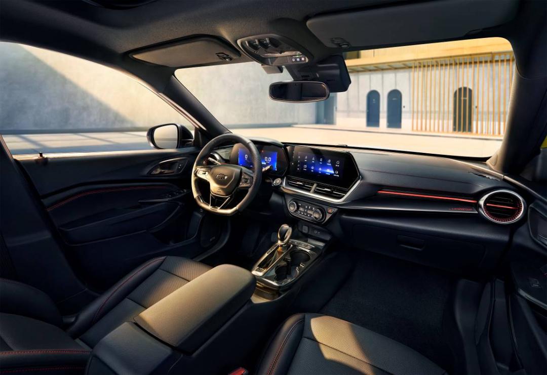 雪佛兰星迈罗细节讲解,雪佛兰科迈罗进化史