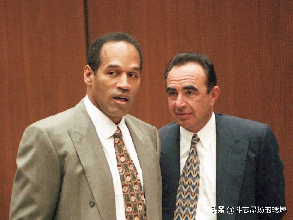 金卡戴珊亿万富翁,金卡戴珊kimkardashian